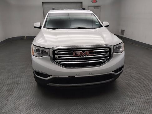 Used 2019 GMC Acadia SLT AWD/4WD image 14