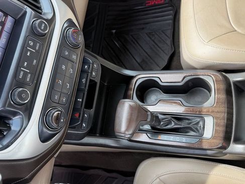 Used 2016 GMC Canyon SLT RWD image 33