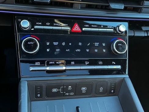 Used 2025 Hyundai Santa Fe Calligraphy image 22