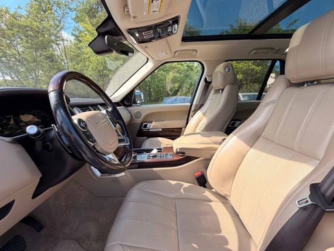 Used 2017 Land Rover Range Rover HSE AWD/4WD image 16