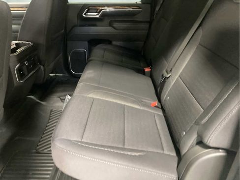 Used 2024 GMC Sierra 2500 SLE w/ SLE Convenience Package image 10