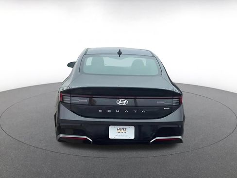 Used 2025 Hyundai Sonata SEL FWD image 12