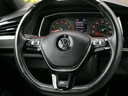 Used 2019 Volkswagen Jetta R-Line FWD image 16