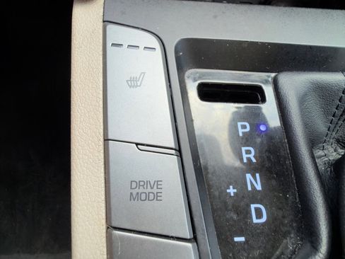 Used 2017 Hyundai Elantra SE w/ SE A/T Tech Package 03 image 48