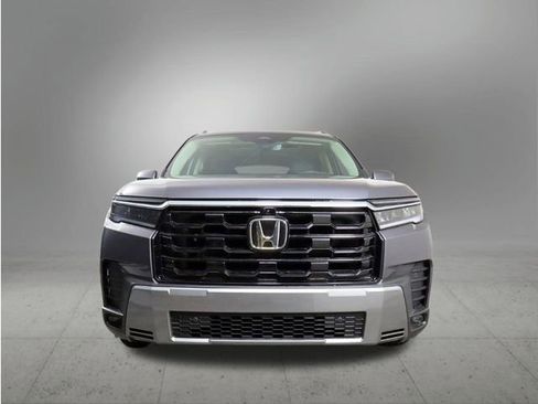 New 2026 Honda Pilot Touring image 8