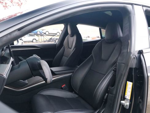 Used 2021 Tesla Model S Plaid image 20