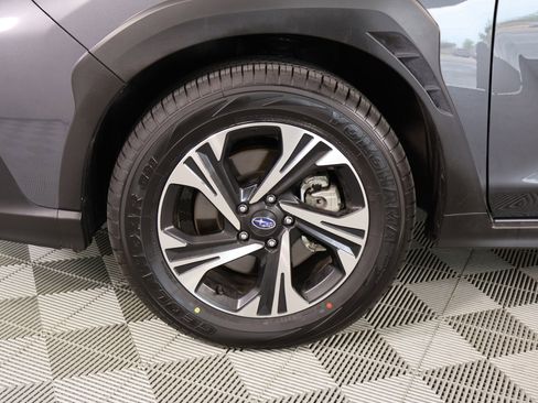 Used 2024 Subaru Crosstrek 2.0i Premium AWD/4WD image 18