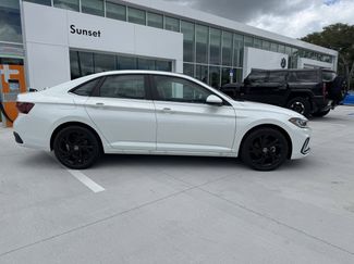 New 2025 Volkswagen Jetta SE video 2