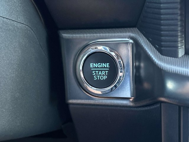 Used 2025 Ford F150 Raptor AWD/4WD image 35
