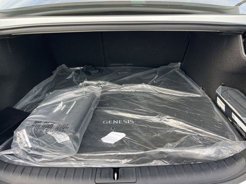 Used 2025 Genesis G70 3.3T Advanced w/ Sport Prestige Package image 12