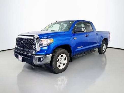 Certified 2018 Toyota Tundra SR5 AWD/4WD image 2