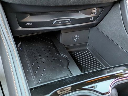 New 2026 Chrysler Pacifica Pinnacle image 26