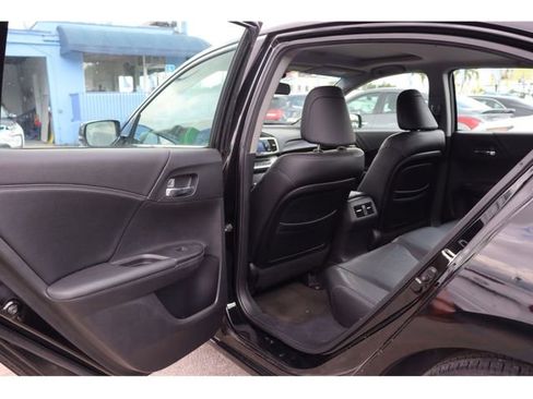 Used 2013 Honda Accord EX-L image 26