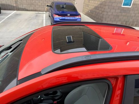 Used 2019 Hyundai Kona Limited image 11