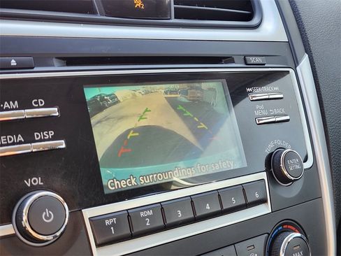 Used 2017 Nissan Altima 2.5 SR image 18