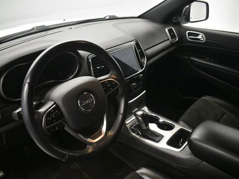 Used 2021 Jeep Grand Cherokee Altitude image 41