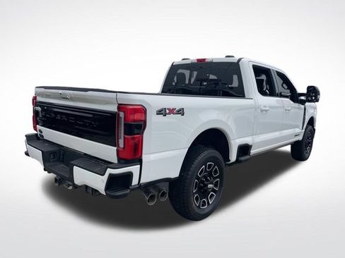 Used 2025 Ford F350 Platinum AWD/4WD image 5