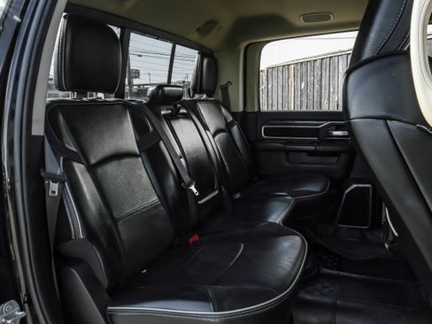 Used 2021 RAM 3500 Laramie image 34