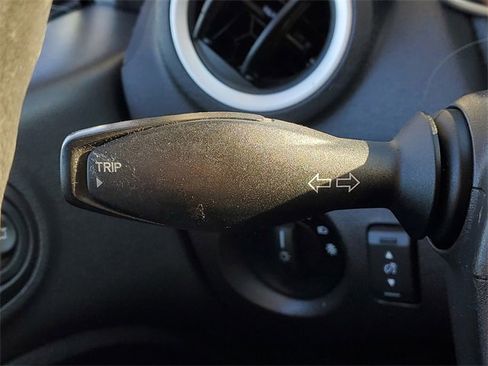 Used 2017 Ford Fiesta SE image 17