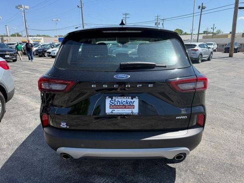 Used 2023 Ford Escape AWD image 7