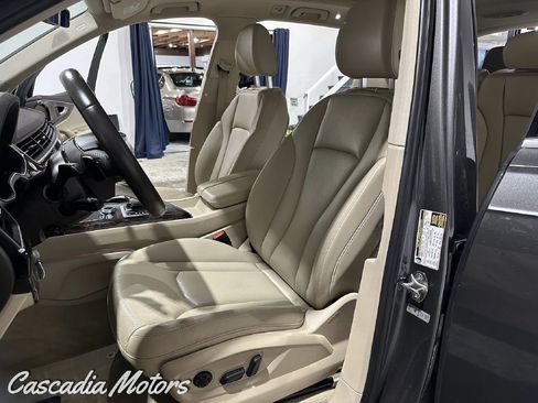 Used 2018 Audi Q7 3.0T Prestige w/ Prestige Package image 9