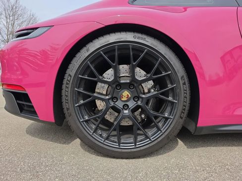 Used 2024 Porsche 911 Carrera GTS w/ Premium Package image 28