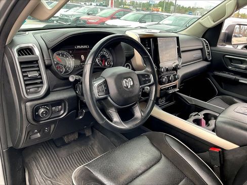 Used 2022 RAM 1500 Laramie image 8