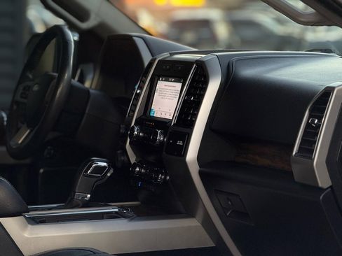 Used 2019 Ford F150 Lariat image 13