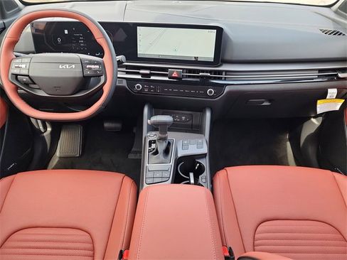 New 2026 Kia Sportage SX image 18