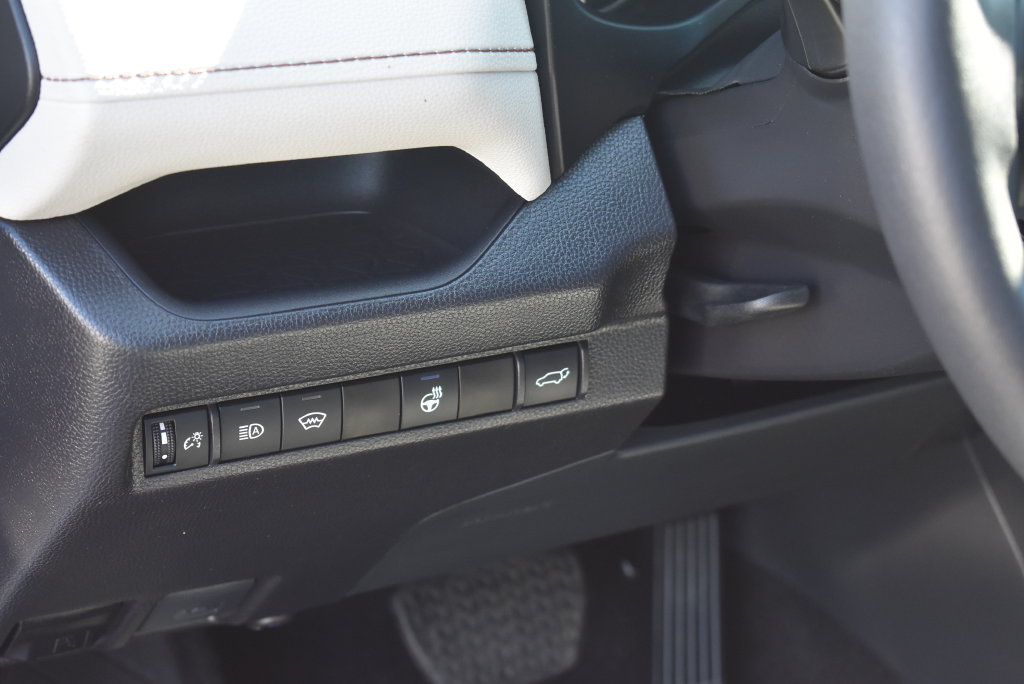 Used 2025 Toyota RAV4 XLE Premium w/ Weather Package FWD image 24