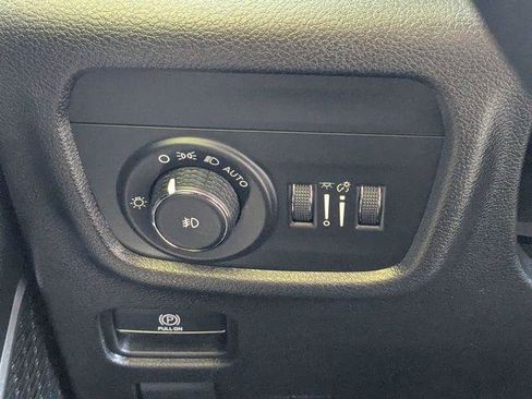 Certified 2022 Jeep Grand Cherokee L Limited AWD/4WD image 14