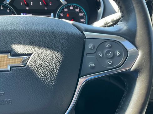 Used 2019 Chevrolet Traverse LT w/ LPO, Blackout Package AWD/4WD image 7