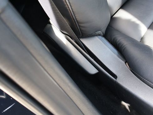 Used 2022 MAZDA MAZDA3 s FWD image 33