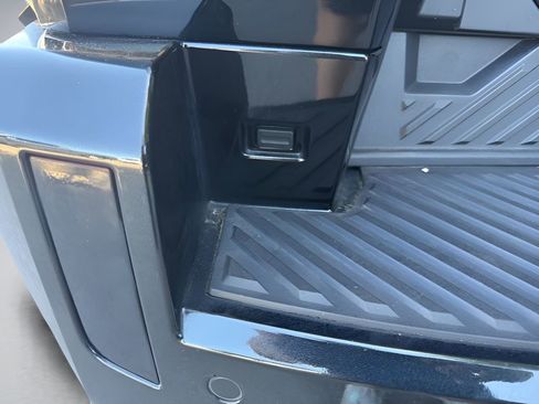 Used 2025 GMC Hummer EV 2X AWD/4WD image 13