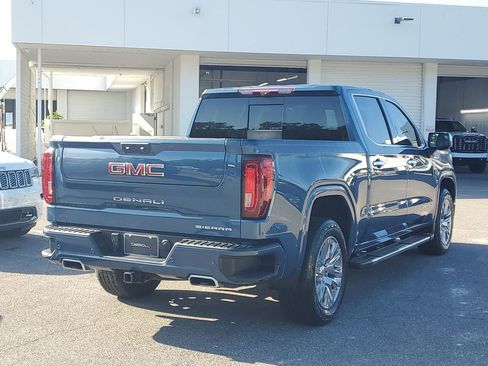 Used 2024 GMC Sierra 1500 Denali w/ Technology Package AWD/4WD image 6