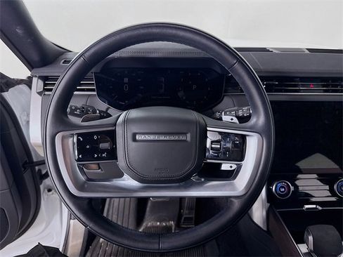 Certified 2023 Land Rover Range Rover SE image 12