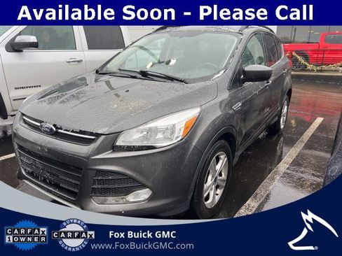 Used 2016 Ford Escape SE w/ Equipment Group 201A image 1