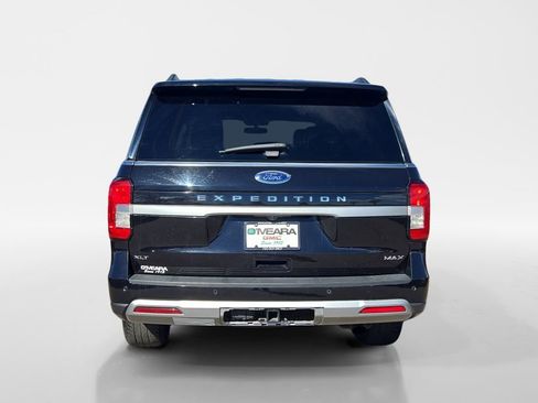 Used 2024 Ford Expedition Max XLT image 5