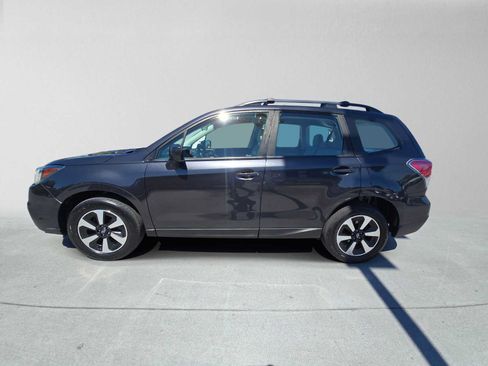 Used 2018 Subaru Forester 2.5i w/ Alloy Wheel Package AWD/4WD image 5