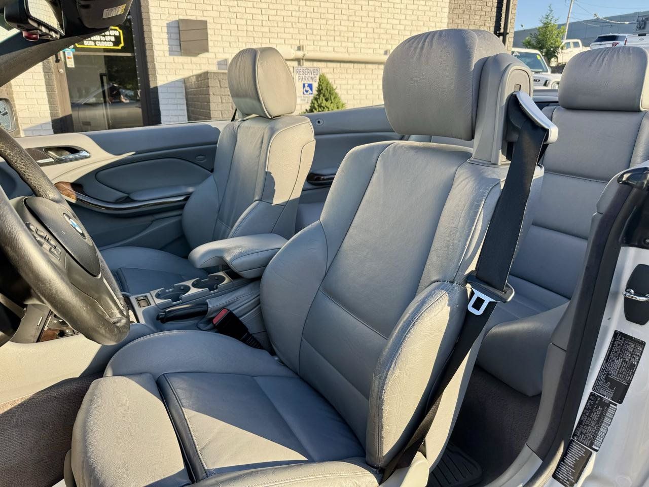 Used 2004 BMW 330Ci Convertible RWD image 22