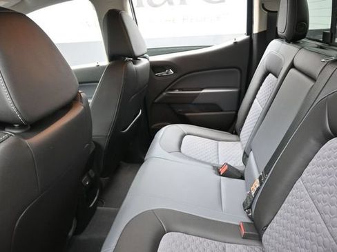 Used 2019 Chevrolet Colorado Z71 AWD/4WD image 22