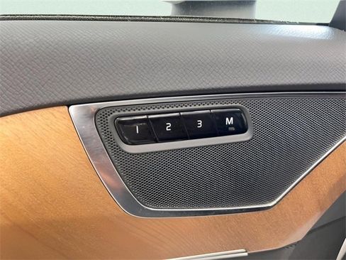 Used 2024 Volvo XC90 B5 Plus image 20