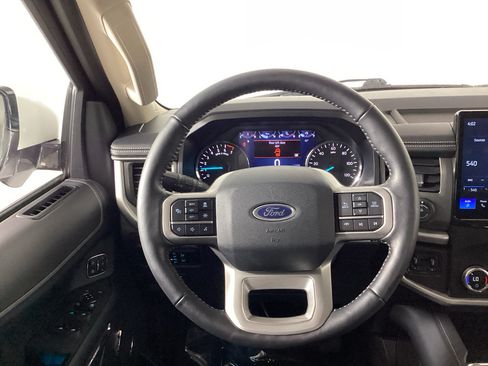 Used 2024 Ford Expedition XLT AWD/4WD image 23