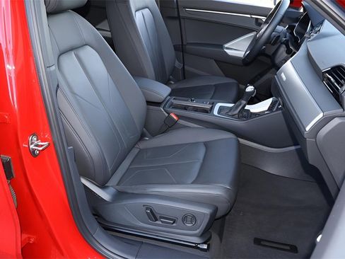 Used 2023 Audi Q3 2.0T Premium Plus image 18