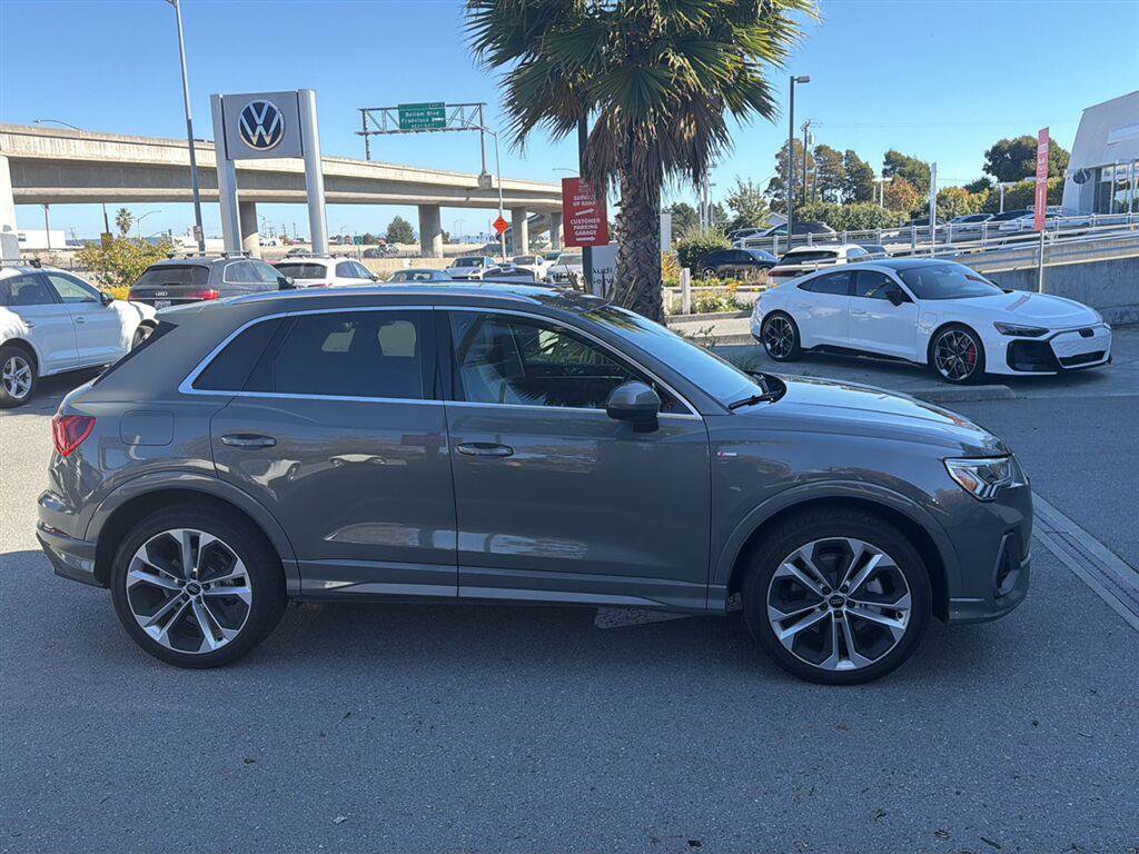 Used 2019 Audi Q3 2.0T Premium Plus AWD/4WD image 5