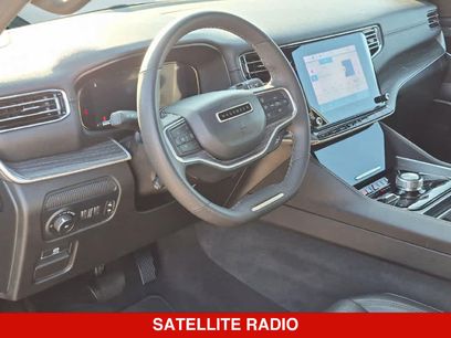 Used 2024 Jeep Wagoneer L Series II w/ Flexible Seating Group