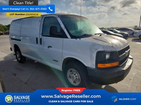 Used 2004 Chevrolet Express 2500 RWD image 5
