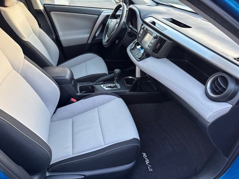 Certified 2018 Toyota RAV4 XLE image 17