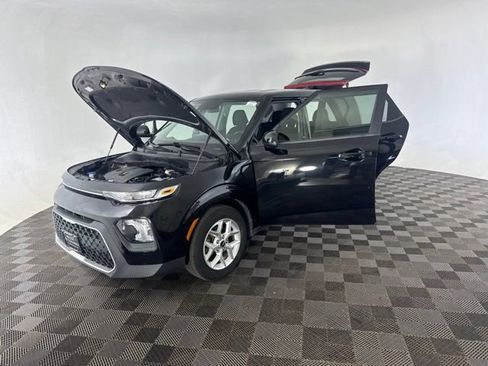 Used 2022 Kia Soul LX w/ Technology Package FWD image 10