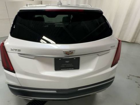 Certified 2024 Cadillac XT5 Premium Luxury FWD image 7